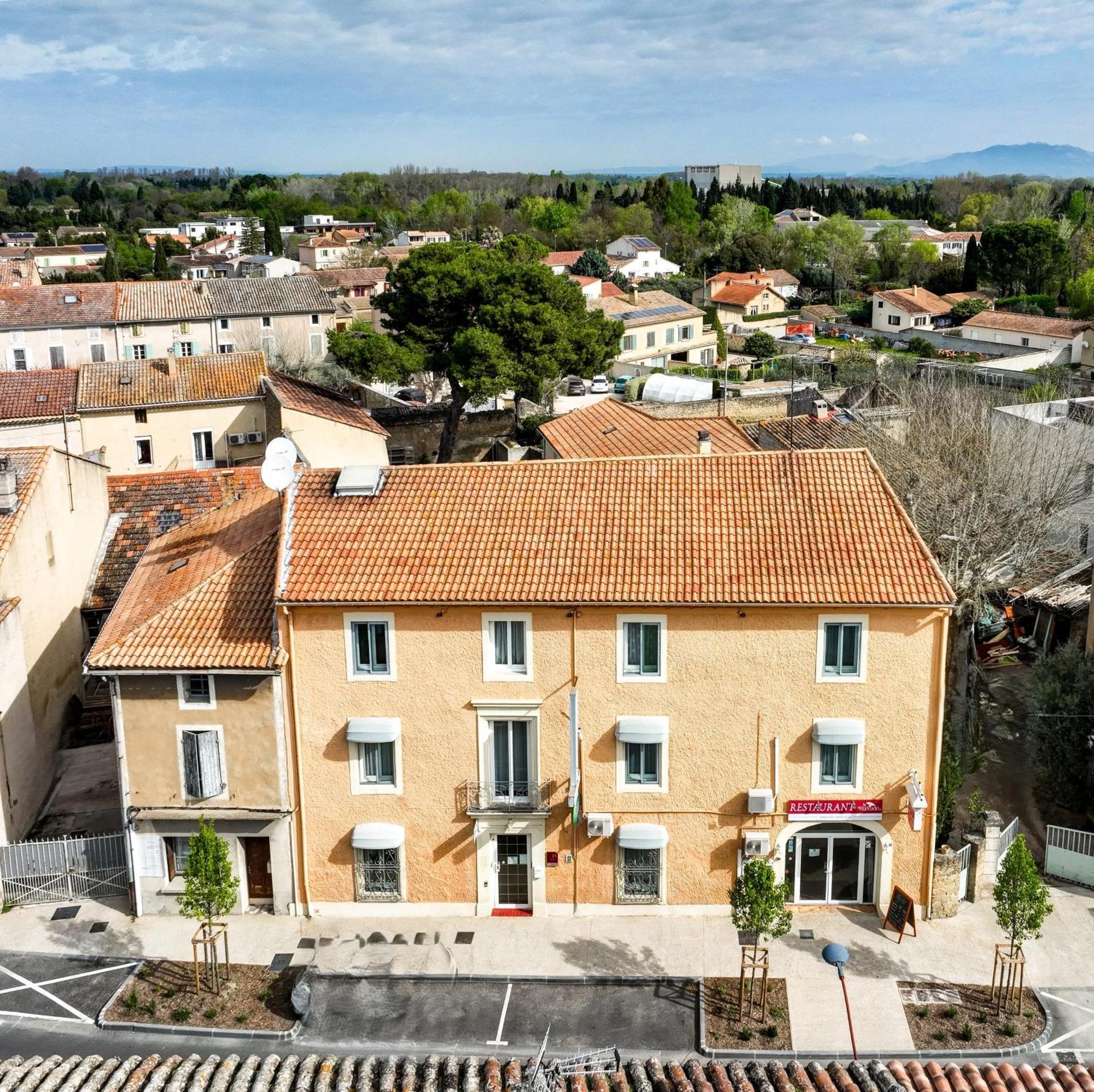 Hotel La Bastide D'Entraigues Entraigues-sur-la-Sorgue Exterior foto