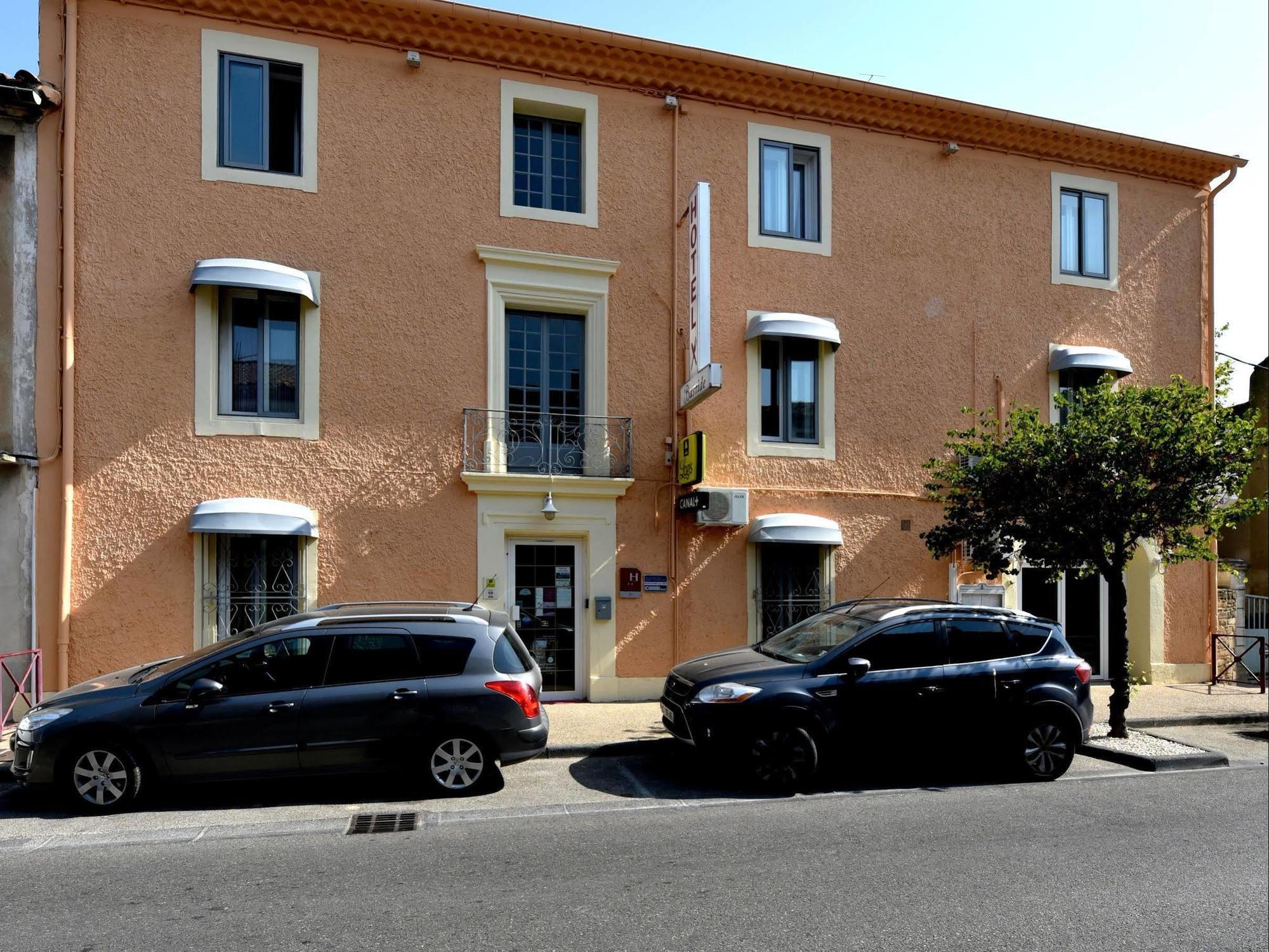 Hotel La Bastide D'Entraigues Entraigues-sur-la-Sorgue Exterior foto